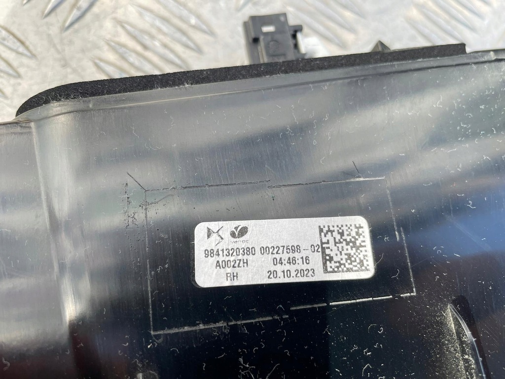 фото №7, Citroen ds7 lift crossback лампа права задня 9841320380