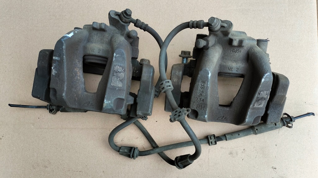 фото №1, Citroen c4 picasso ii суппорт тормозной перед