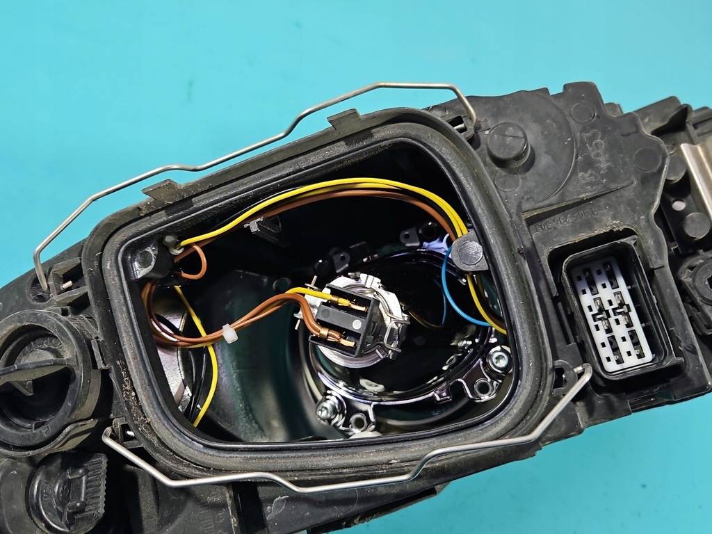 фото №9, Фара правий лампа перед volvo v50 s40 ii europa 07-12