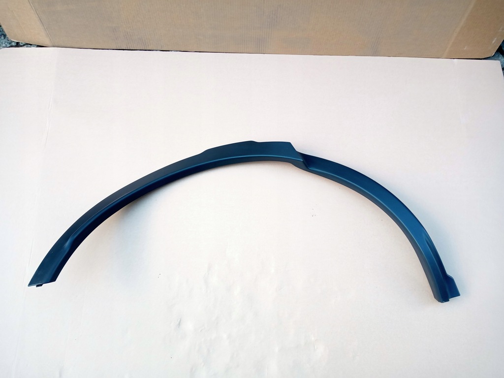 фото №1, Land rover discovery sport l550 правая молдинг крыло