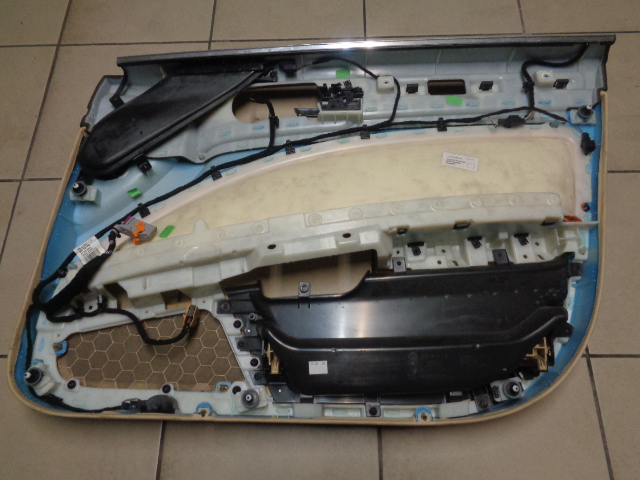 фото №11, Обшивка двері лівий перед vw phaeton шкіра