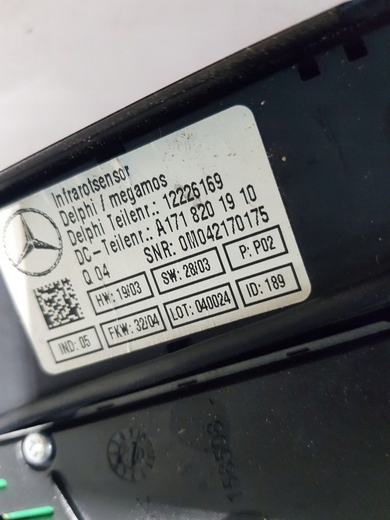 фото №4, Лампа потолочный кабины mercedes slk r171 w171 1718201201