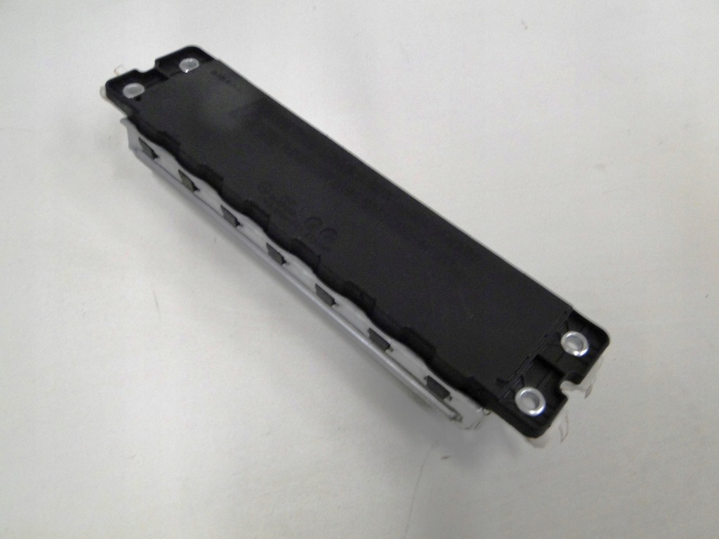 фото №5, Mercedes подушка колінна eqc 293 n293 a2538600302