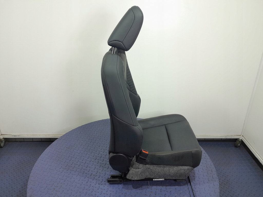 Lexus ux 250h сидіння водія перед лівий eu шкіра Недорого