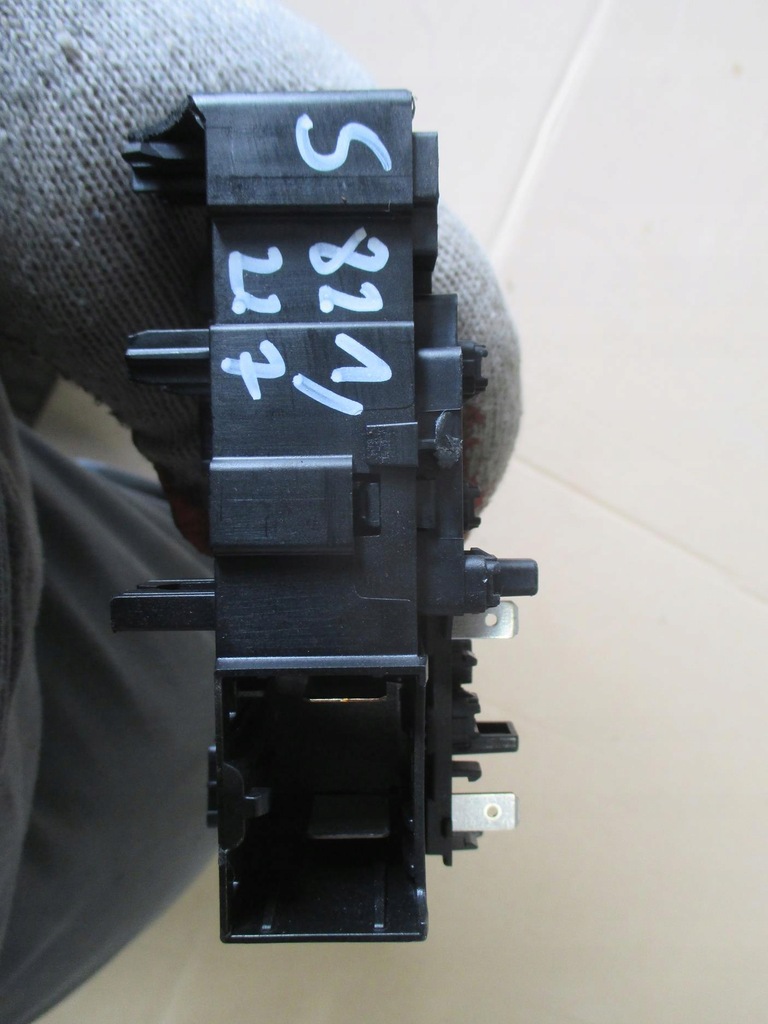 фото №11, Коробка предохранителей skoda octavia iii 5e3 5q0937615c 1.8l бензиновый