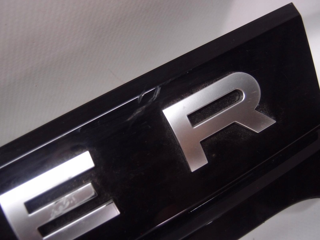 фото №4, Молдинг накладка крышки evoque