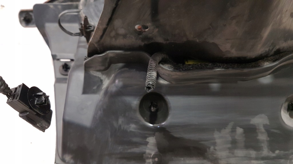 фото №15, Роз'єм заряджання nissan leaf 10-17