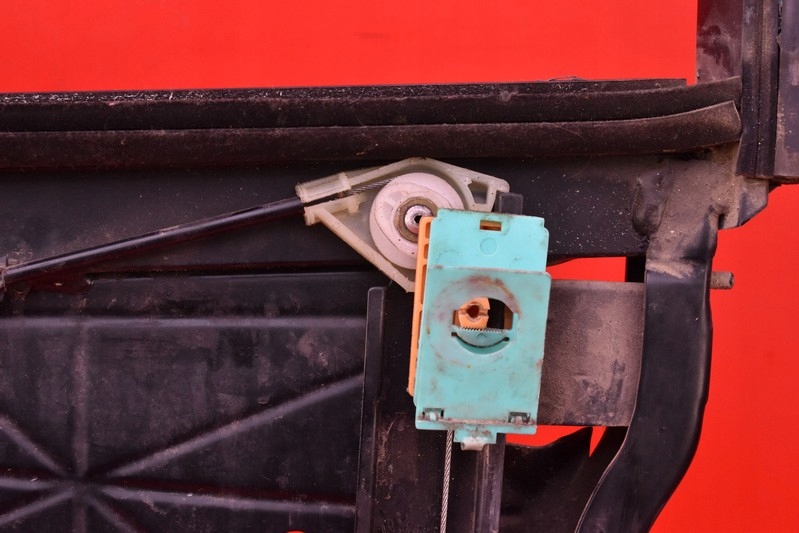 фото №7, Подъемник стекло левый перед eu 8l3837753 audi a3 8l 3d 96-00