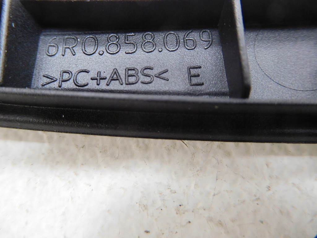 фото №6, Рамка накладка радіо vw vento 6r0858069bval