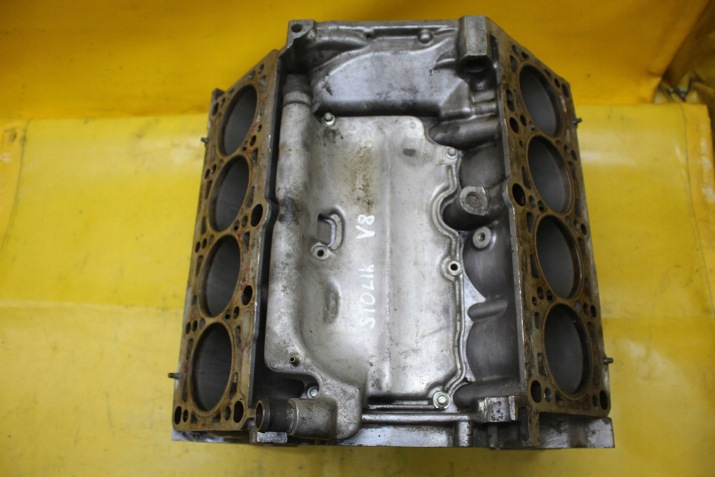 фото №8, Блок stolik do biura a6 c4 4.2 b v8 v10