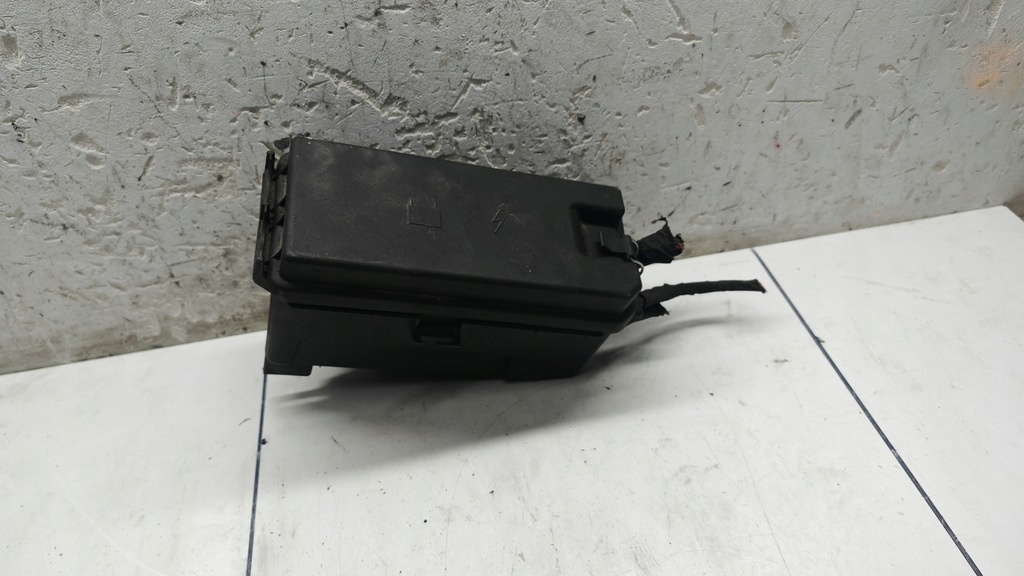 фото №1, Коробка запобіжників mercedes r-klasa w251 3.0 cdi 1645400182