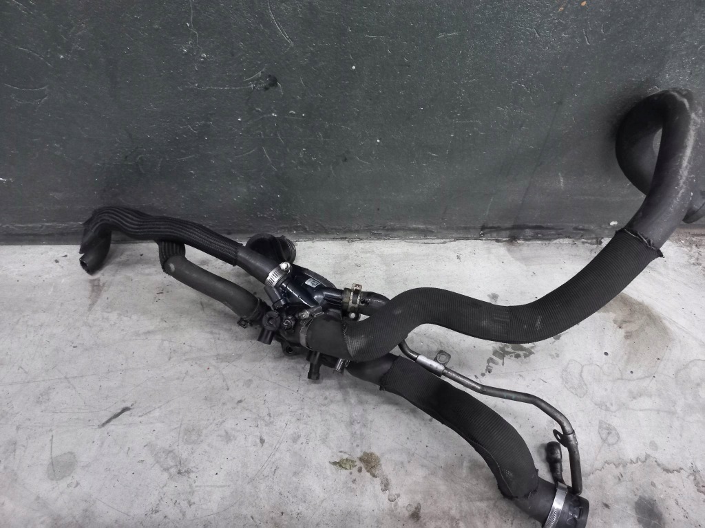 фото №1, Корпус термостата peugeot 9810916980