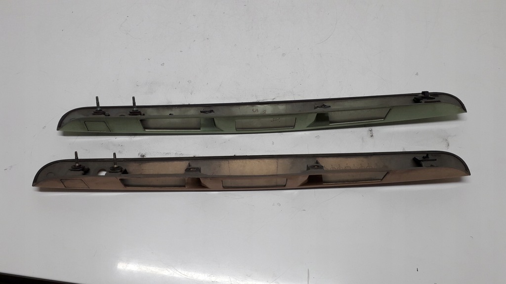 фото №8, Premacy 99-05 накладка молдинг освещение номерного знака