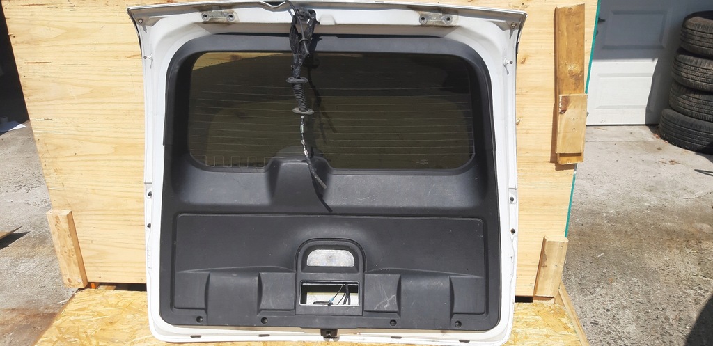 фото №7, Кришка багажника dodge grand caravan комплект 11-20r rt