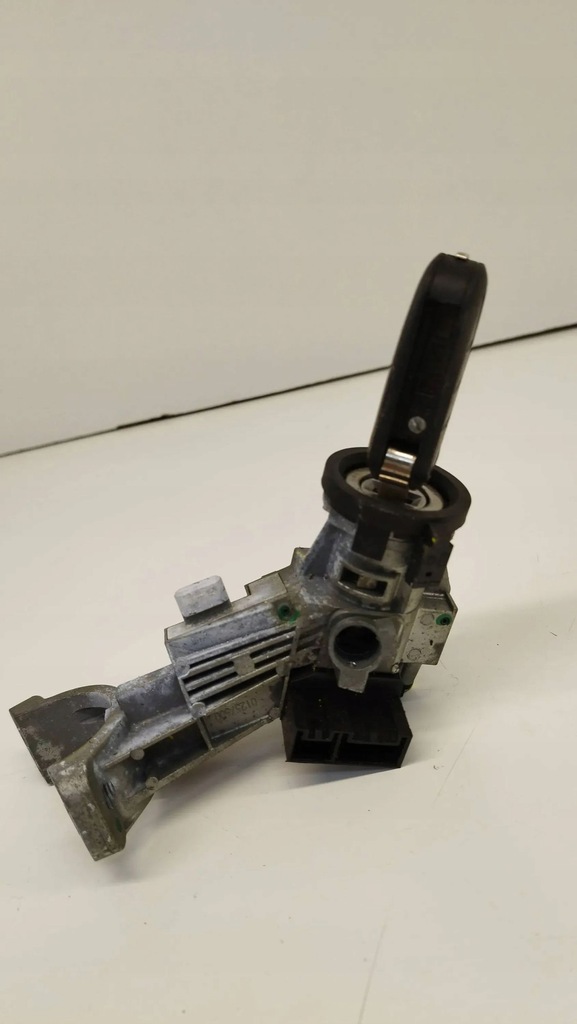 фото №1, Замок запалювання ключ alfa romeo giulietta 00505255510