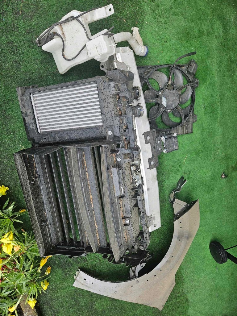 фото №1, Peugeot 208 ii 2020 pas передній , шторка радіатор