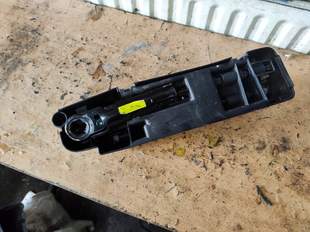 фото №1, Renault espace iv ключ набор домкрат