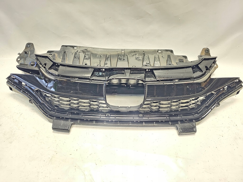 фото №11, Решётка средняя левая решётка радиатора бампера перед honda jazz iv lift 2017-2020