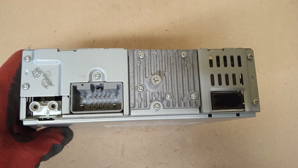 фото №4, Volvo c70 ii радио считыватель cd 307752861