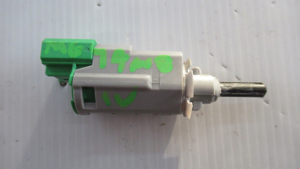 фото №1, Renault megane iv 1.5dci вимикач світла стоп