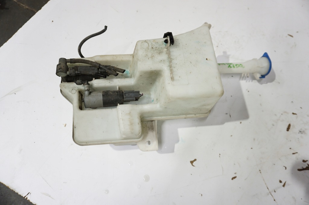 фото №1, Бак омывателя ксенон volvo v40 ii