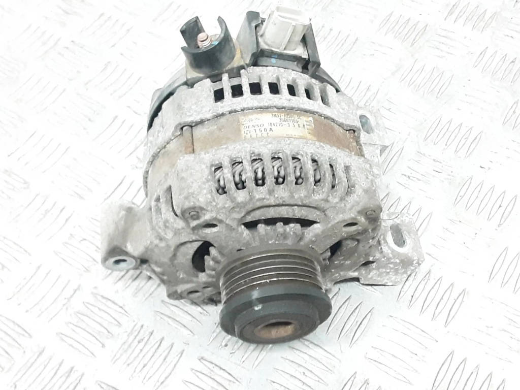 Купити Генератор volvo c30 30667103 2.5l бензиновий 162kw 2008