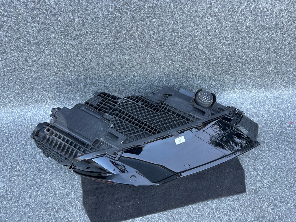 Фара ліва передня audi q7 full led 4m0 америка 4m0941012b Доставка