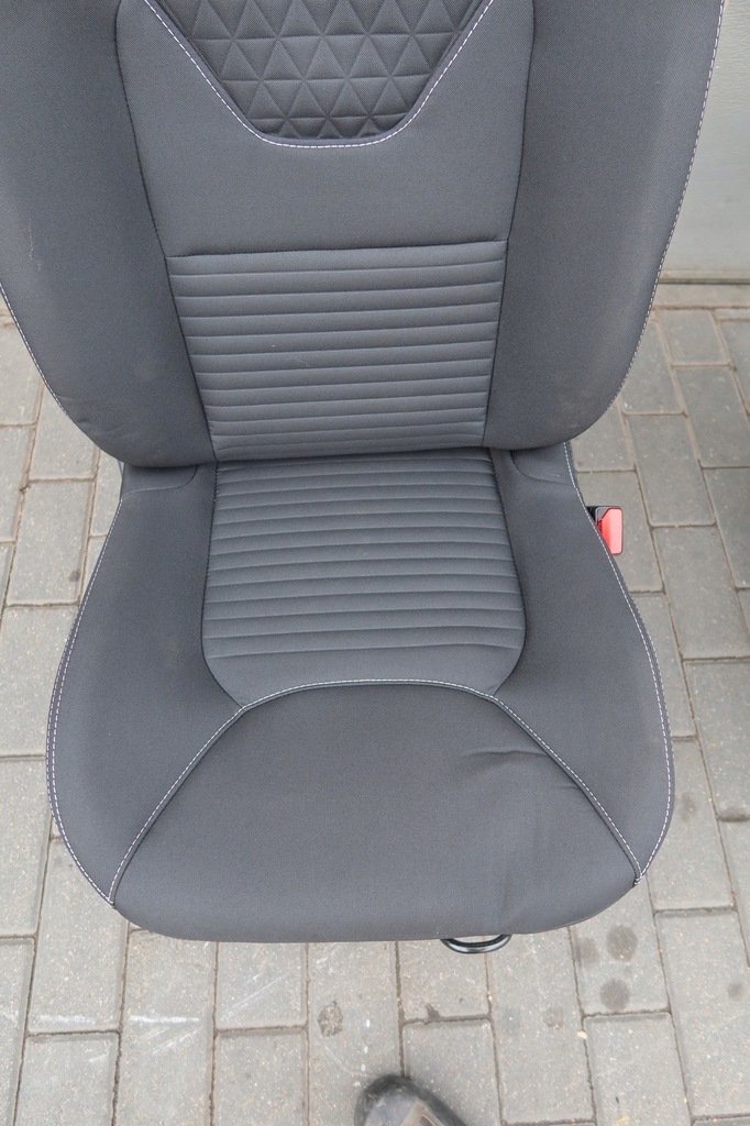 фото №8, Комплект сидений перед clio iv