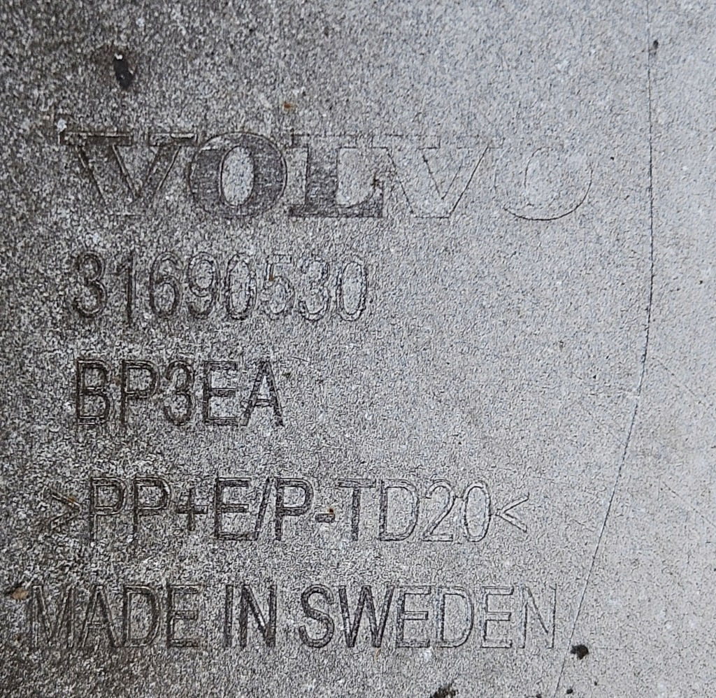 фото №15, Volvo v60 ii r-design 18-23 бампер передній 31690530