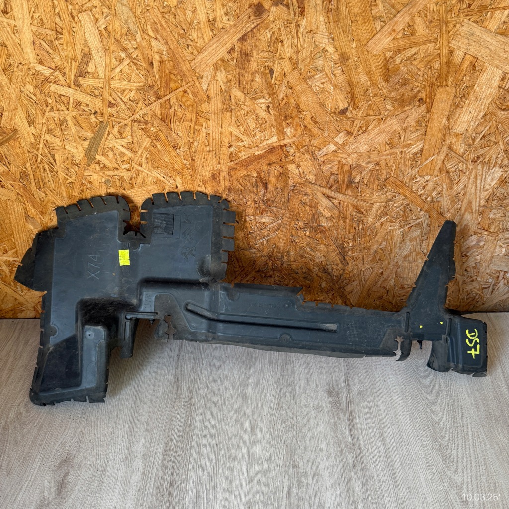 Купить Воздуховод воздуха правая citroen ds7 crossback 9817905480