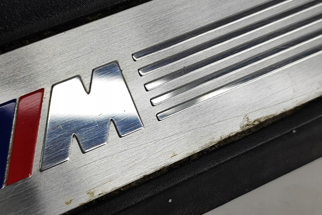 фото №8, Bmw 2 active tourer f45 передня ліва молдинг поріг 8051037 2019 27135249