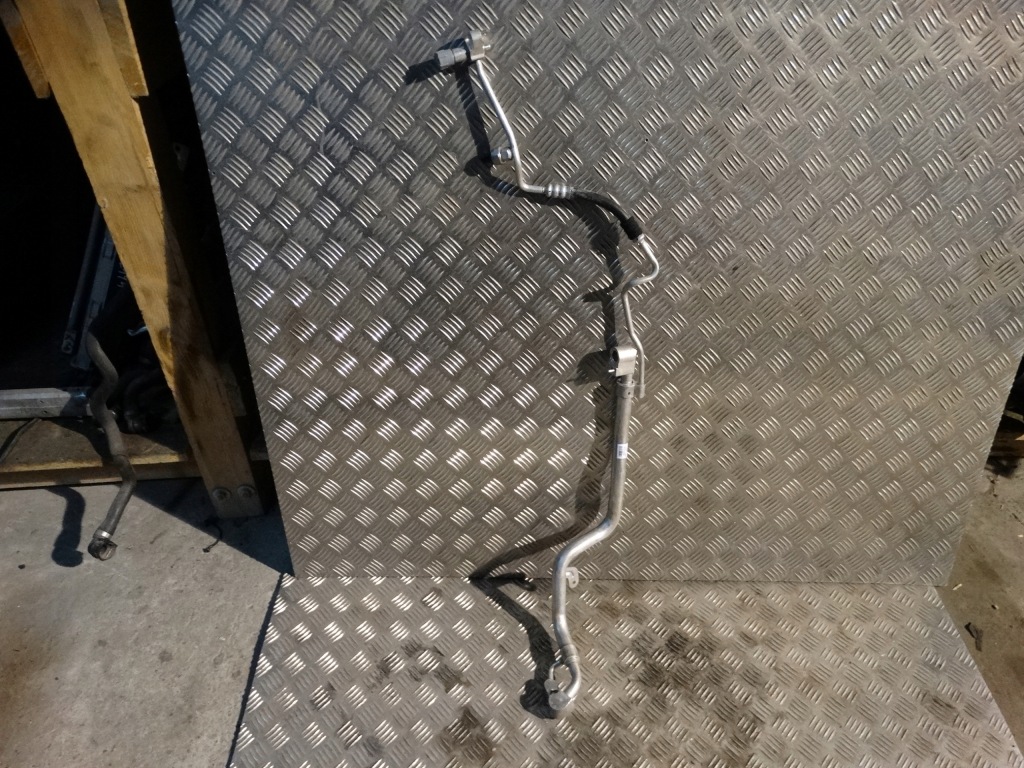 фото №1, Idealny шланг кондиціонера bmw g30 g31 1