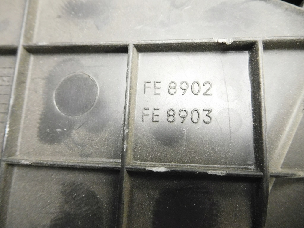 фото №7, Корпус захист фільтра повітря audi vw 8d0129607m