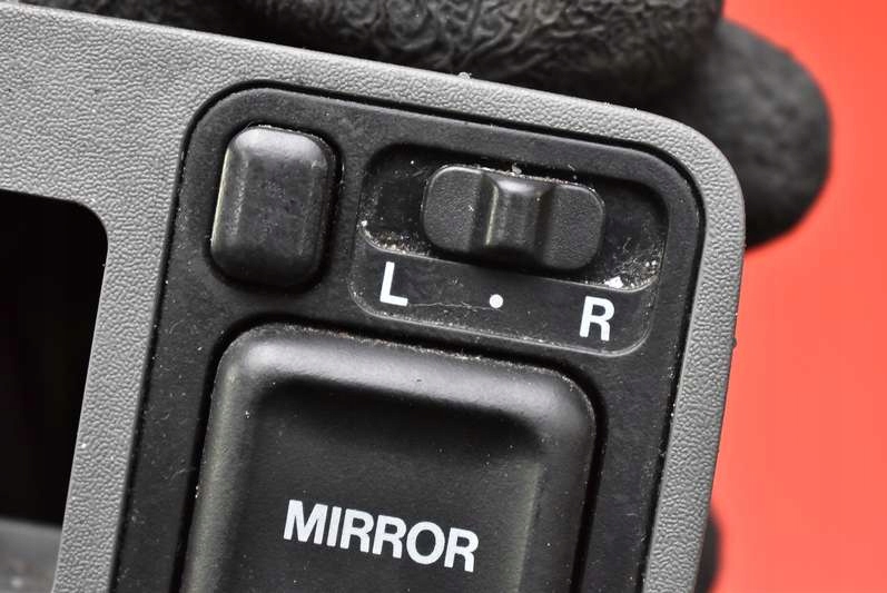 фото №10, Панель регулировки зеркал honda hr-v hrv 1 i 98-01