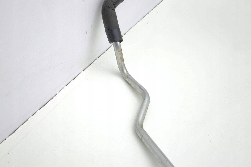 фото №8, Трубки кондиціонера alfa romeo giulia 952_ 50550379 2.0l бензиновий 206kw