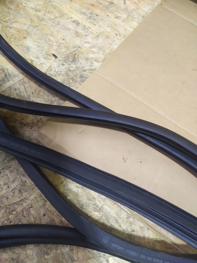 фото №4, Уплотнители крышки дверь scenic iv grand