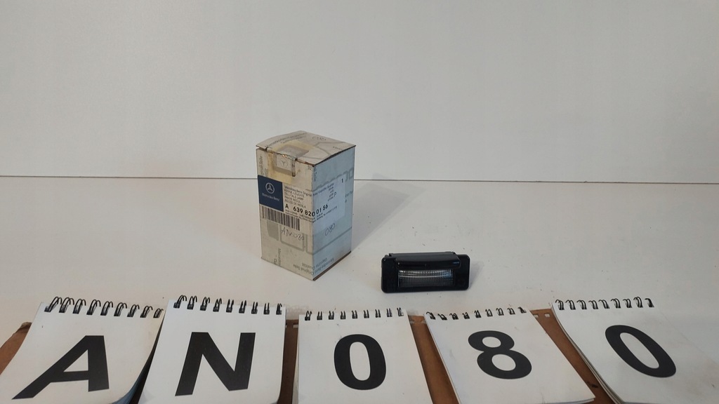 фото №1, Mercedes sprinter лампа номерного знака реєстраційний оригінал