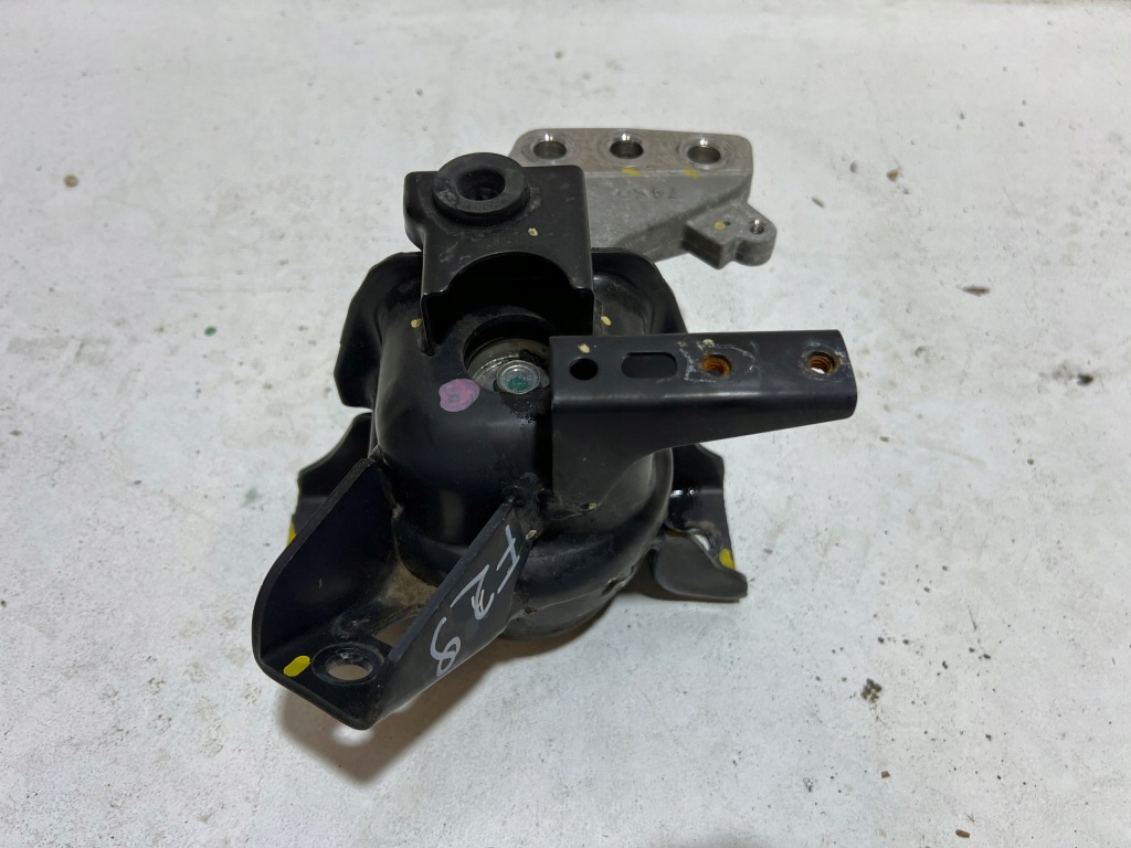 фото №6, Suzuki sx4 s-cross подушка двигателя кронштейн 1.4 turbo hybrid rok 2023