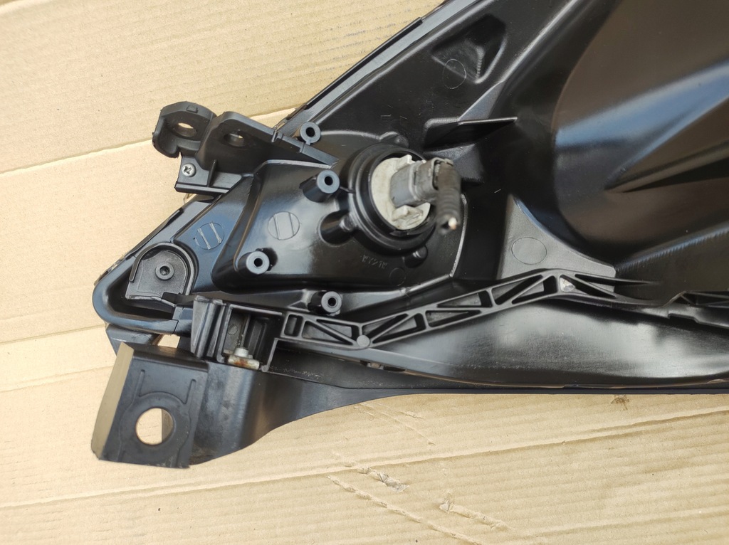 фото №12, Фара лампа передняя правая honda jazz iii europa