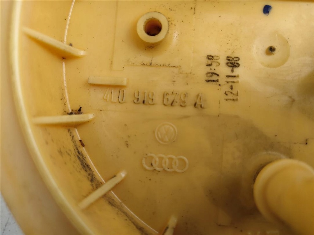 фото №6, Насос пального поплавок audi q7 4l 6.0 tdi 4l0919679a