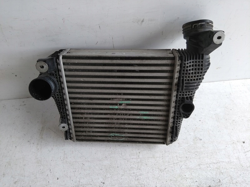 фото №1, Porsche macan інтеркулер