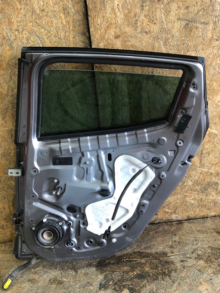 фото №6, Дверь правый задняя задние renault clio iv 4