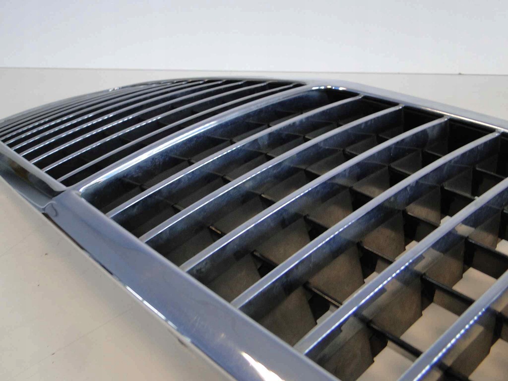 фото №8, Maybach 240 57 57s 62 решётка радиатора решётка радиатора оригинал 2002-