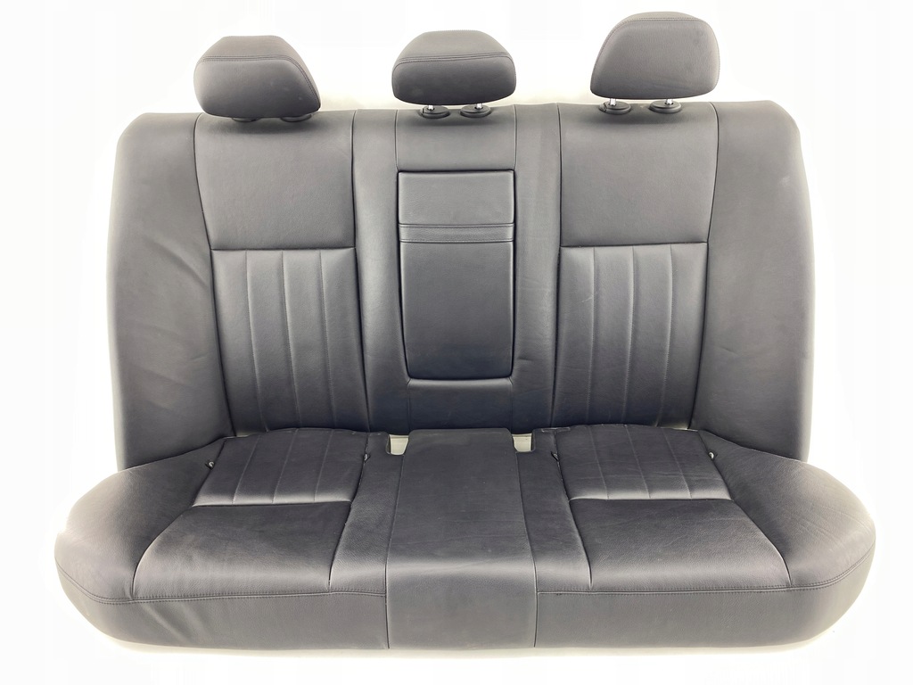 фото №15, Заднее сиденье задняя спинка подголовники ремни mercedes-benz w204 sedan - комплект