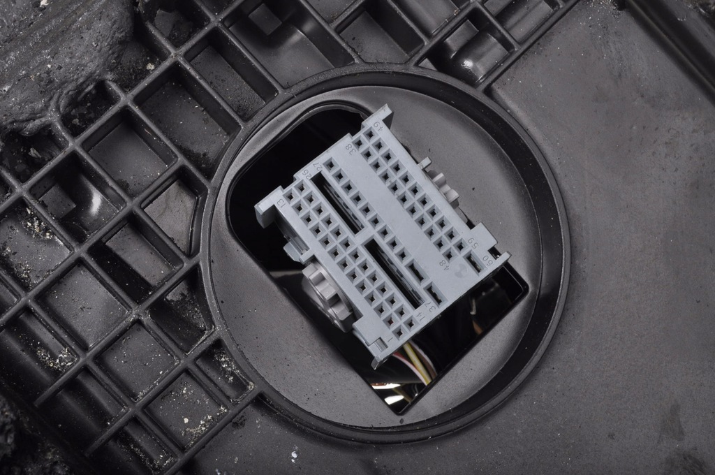 фото №13, Land rover discovery l550 лампа левая передняя uk