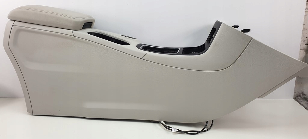 фото №5, Туннель средний подлокотник mercedes w246 светлый