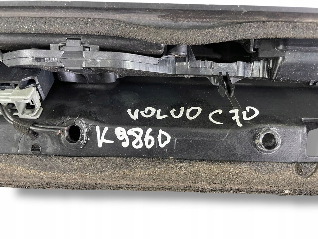 фото №10, Volvo c70 2010 лампа освещение задний номерного знака регистрационный 9466478