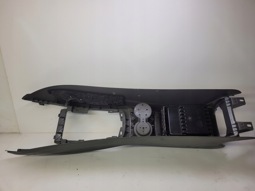 фото №16, Туннель средний audi q5 8r 8r0863242 szary !!!