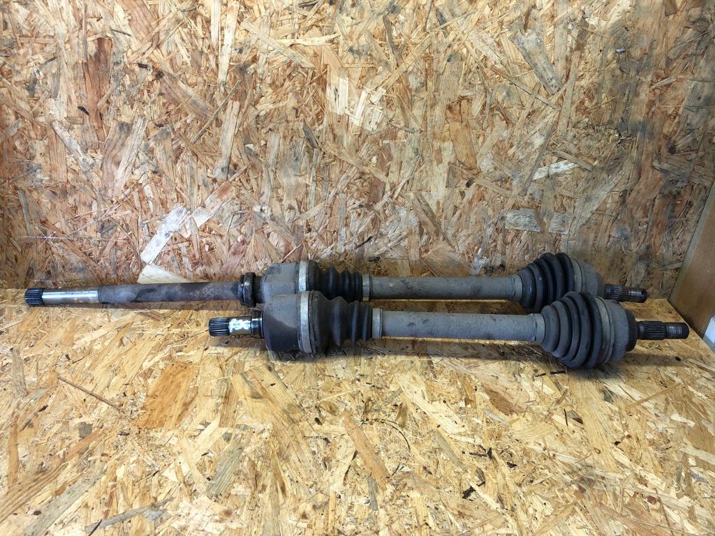 фото №1, Приводной вал левая правая peugeot 308 t7 1,6hdi