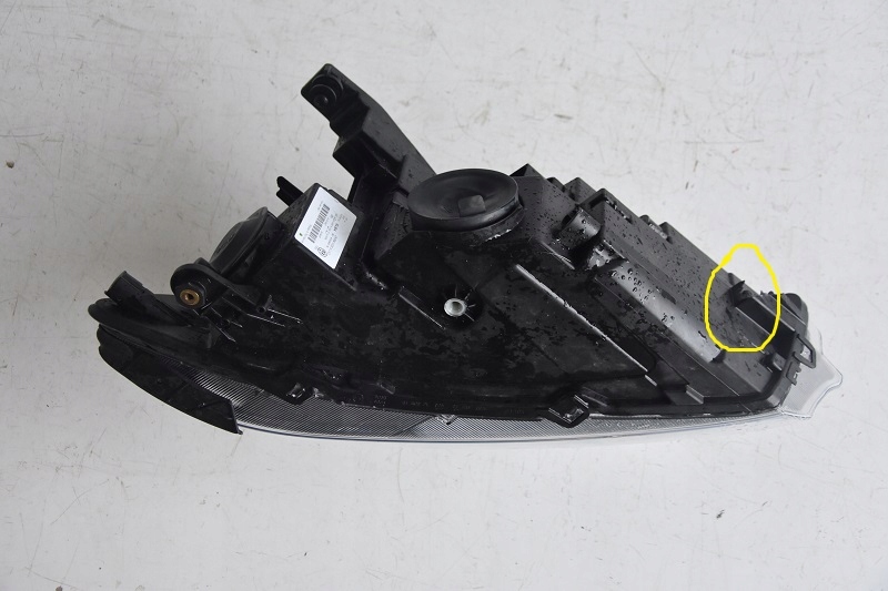 фото №2, Vw caddy 2k8 фара